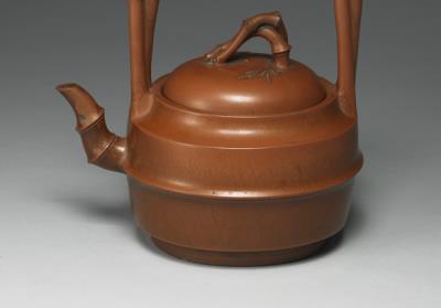 图片[2]-Chen Yinqian Zhi purple-granule teapot with a bamboo-shaped handle, Qing dynasty, Qianlong reign (1736-1795)-China Archive